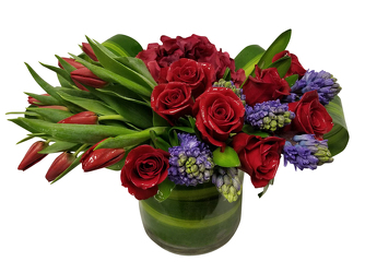 Traditional Deep Tones from Apples to Zinnias, the Gifted Florist in Dallas, Texas
