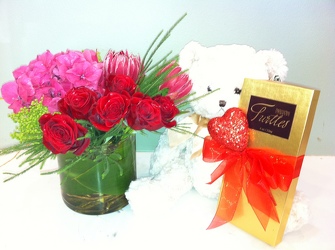 Valentine Trio from Apples to Zinnias, the Gifted Florist in Dallas, Texas
